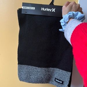 Hurley scarf